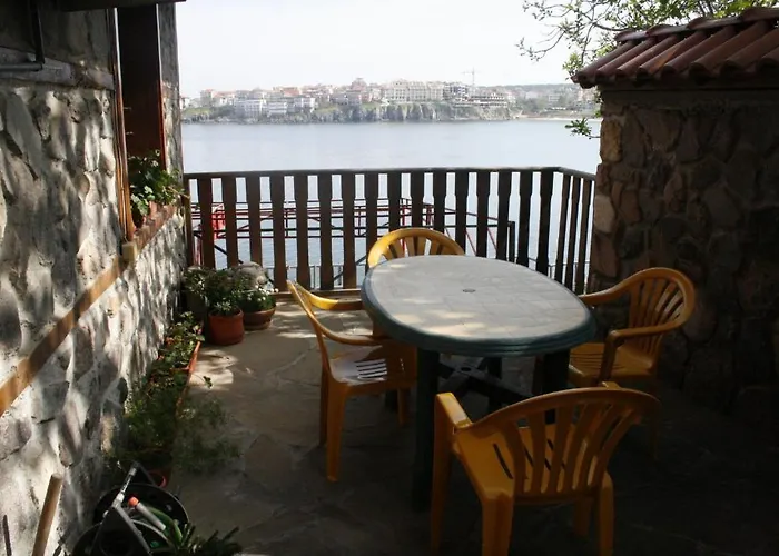 Guestrooms Durna 3* Sozopol